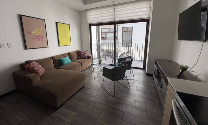 Zona 16 Apartamento | L1C - Apto in Cayala for 4 guests