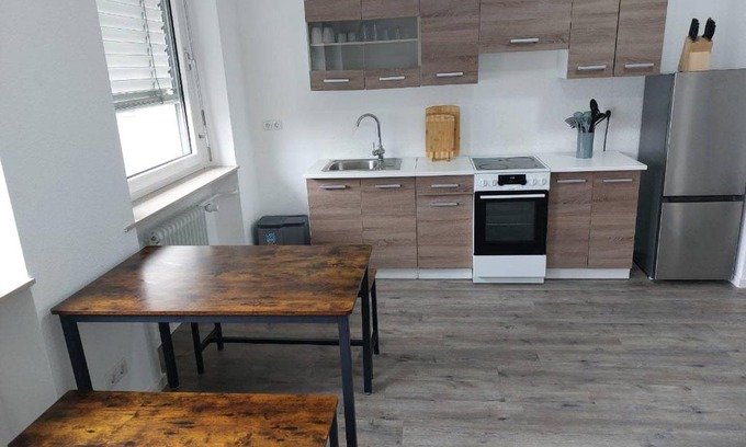 Kaiserslautern Apartamento | L8 Street-Kaiserslautern-Monteurwohnung-Worker's apartment