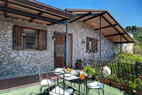 Marina del Cantone Casa | La Baia Dello Chalet