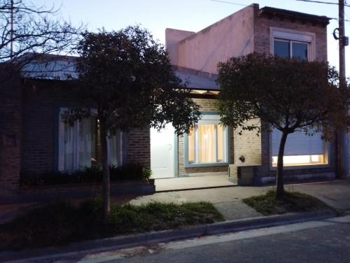 Coronel Pringles Casa | La Baileyana.
