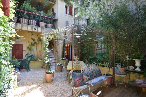 Lourmarin Apartamento | La BARBELLA