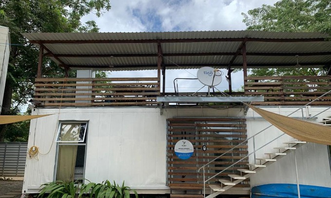 Tárcoles Apartamento | La Barca Lodge - Container Home #1