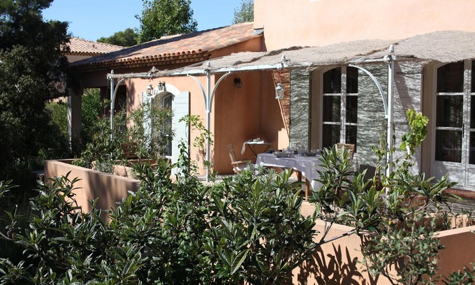 Saint-Marc-Jaumegarde Cama Y Desayuno | La Bastide De L'aube Chambre d hôtes