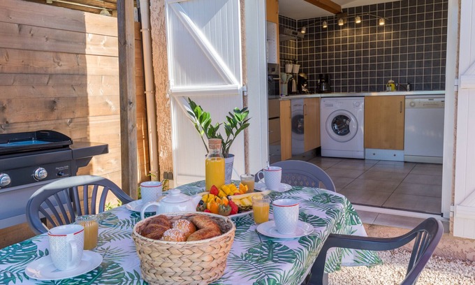 Giens Casa | La Bastide-Casa-Villa-Baño con bañera-Vineyard view