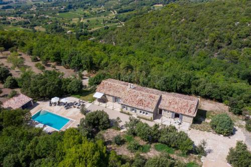 Bonnieux Villa | La Bcasse Heritage Pool Manor