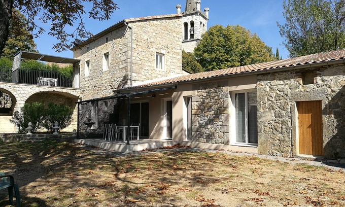 Casteljau Apartamento | La Beaume casa rural de 3 estrellas en el sur de Ardèche