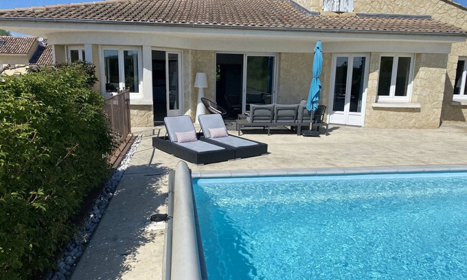 Saint-Romain-en-Viennois Casa | "La Belle Vie" casa independiente totalmente reformado con piscina