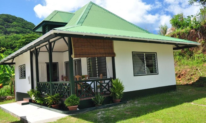 La Digue Casa | La Bel Zilwaz Guesthouse