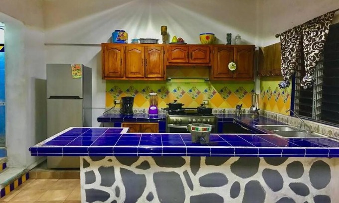 El Tamarindo Apartamento | CASA DE LA BELLA LOLA - CASA EN MANZANILLO CENTRO