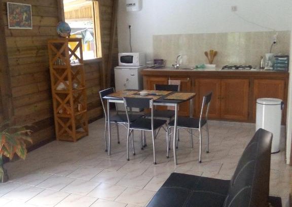 Bosredon Casa | La Belle Creole