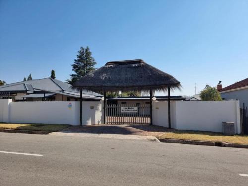 Parys Casa | La Belle Guesthouse Parys