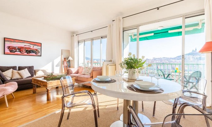 Quartier du Panier Apartamento | La Belle Vue - 65m2 au dernier étage avec ascenseur