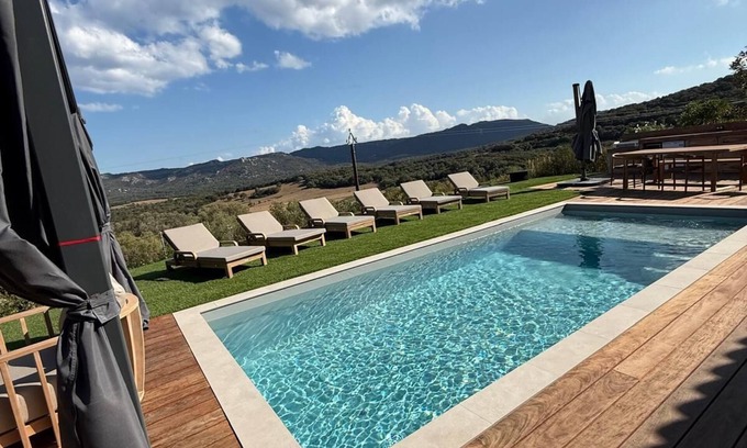 Sotta Casa | La Bergerie de Lison Swimming pool spa Panoramic view