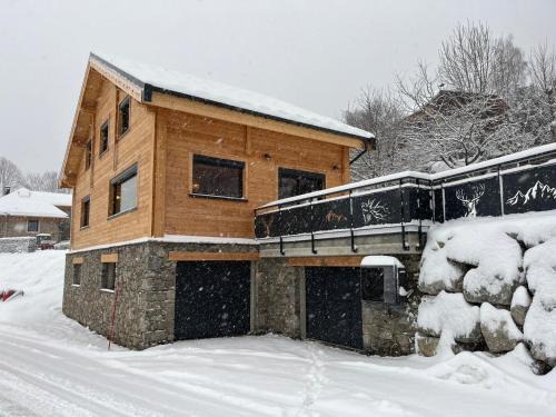 Saint-Martin-sur-la-Chambre Chalet De Esquí | La Biche