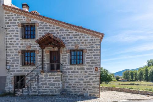 Navaluenga Casa | La Bodega de Gredos