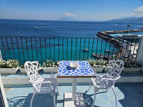 Marina Grande Apartamento | La Bomboniera