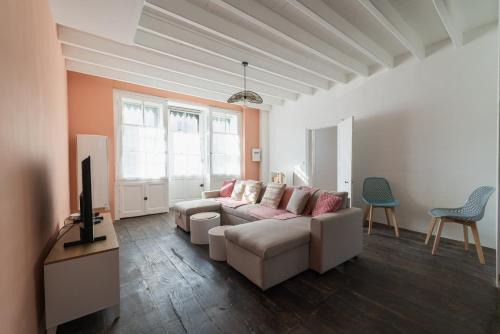 Sanxay Casa | La Bonbonnière maison de ville 10 personnes