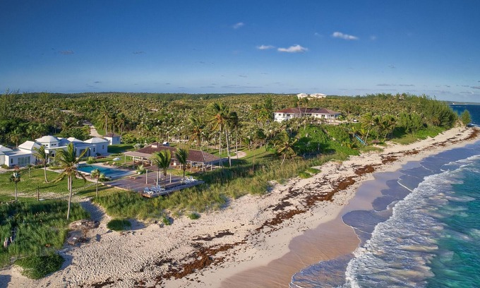 North Palmetto Point Apartamento | La Bougainvillea Boutique Hotel - Suite con vista al jardín con 2 reinas