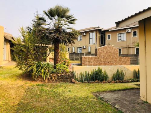 Newcastle Cabina | La Bronze Guest Lodge