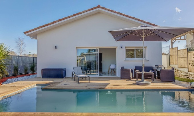 Saubion Casa | La Bruyère by Interhome