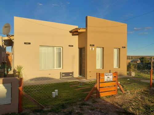 Comandante Luis Piedrabuena Casa | La casita de Fran