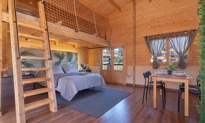 Las Vegas Cabina | 'La Cabaña El Refugio De Las Vegas' con vistas a la montaña, Wi-Fi y aire acondicionado.
