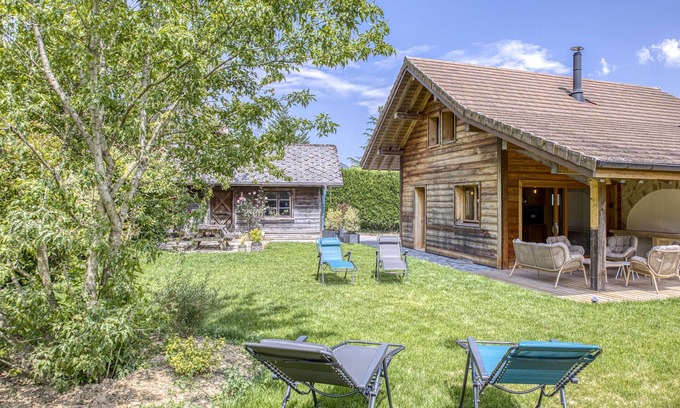 Chevaline Casa | 🏡 La Cabane à Camillo – Warm and Cozy Retreat