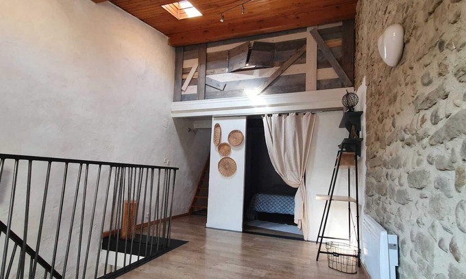 Belveze-du-Razes Casa | la Cabane Dans la Maison