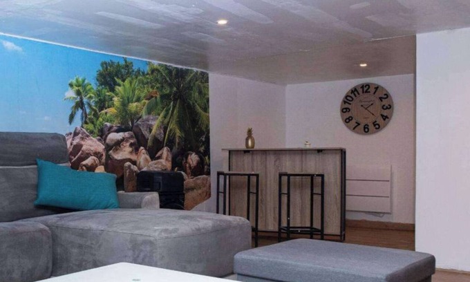 Tourcoing Casa | La calaisienne - Big house 6 bdrms-Private cinema & bar-Tourcoing