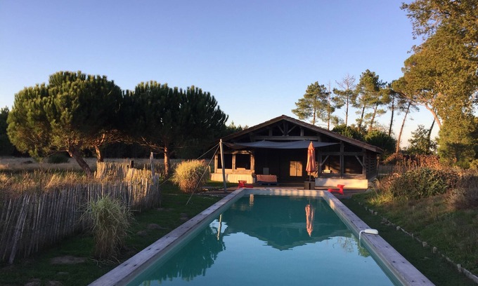 Arengosse Casa | La Canopée des Landes: 30 camas, 4 casas rurales con piscina en el corazón del bosque.
