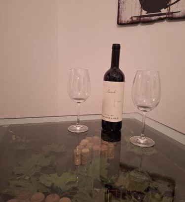 Piazza-Tralia-Pendolo Apartamento | La Cantina di Alba & Tramonto