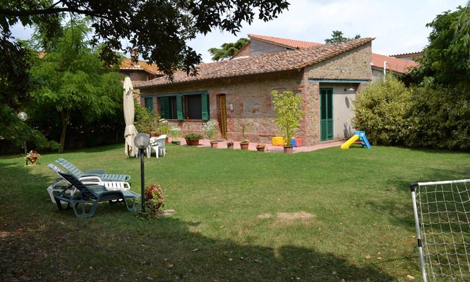 Paciano Casa | "La Capanna dei Carri" Cultura y relajación en Umbría