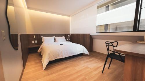 Distrito Financiero Apartamento | La Carolina Suite Moderna