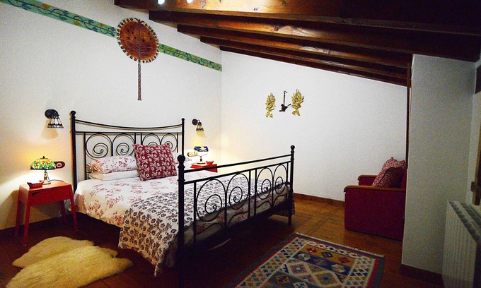 Tudes Casa | LA CASA DE LAS CHIMENEAS "ARBOLES"