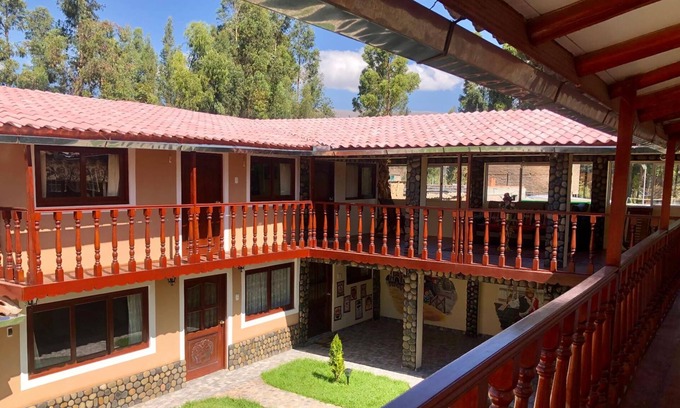 Chupaca Cabina | LA CASA DE LOS RODRIGUEZ