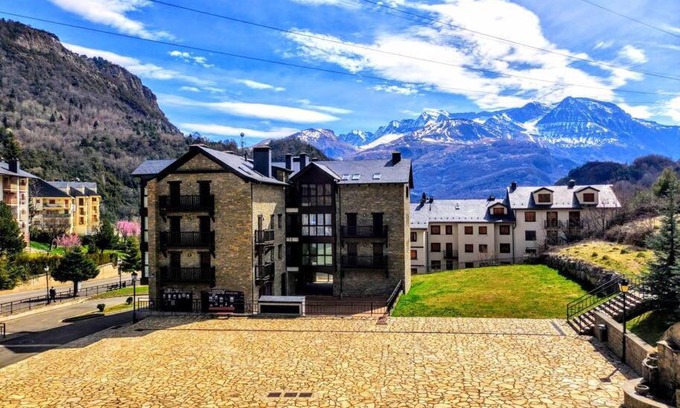 Escarrilla Apartamento | La Casa de Ra - tucasaenlospirineos
