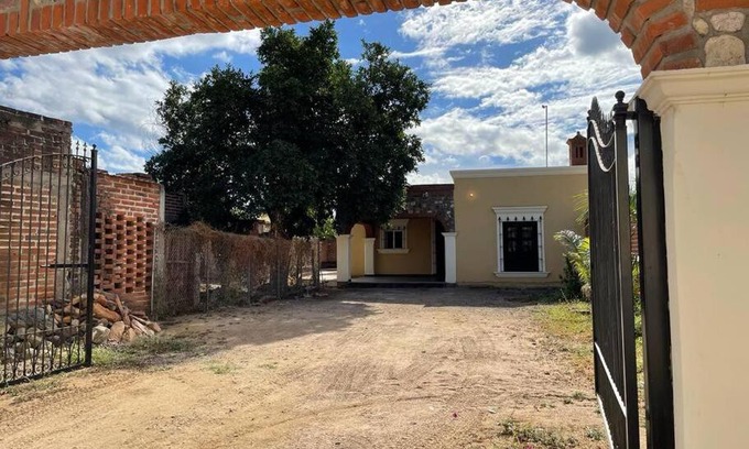 Álamos Casa | La Casa del Arco Alamos