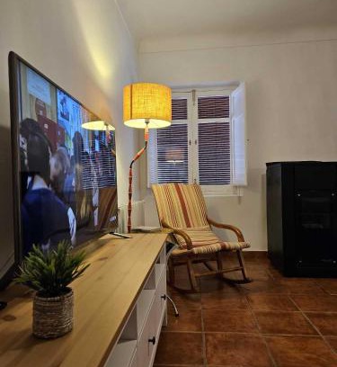 La Puerta de Segura Apartamento | La Casa del Cartero By Travel Home