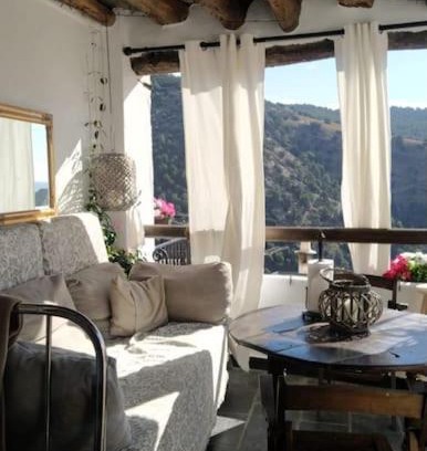 Berchules Casa | La Casa Del Estanco