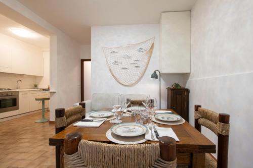 Castel di Mezzo Apartamento | La Casa Del Pescatore