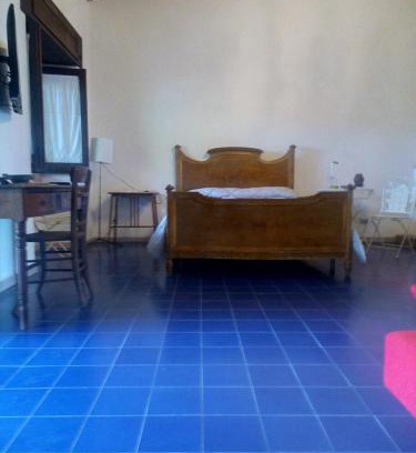 Mitogio Casa | La Casa Dell'antiquario