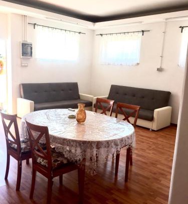 Ponte Galeria Apartamento | la casa di Frinky