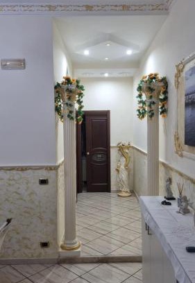 Torre Annunziata Casa | La Casa di Poppea-View of Vesuvius