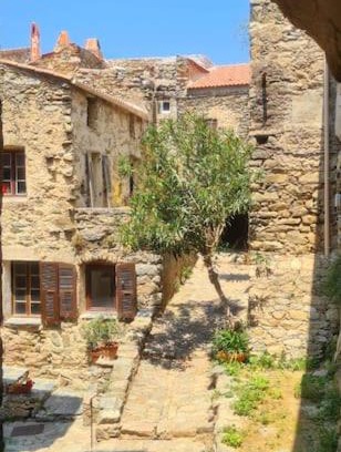 Lama Apartamento | La Casa Monti au coeur du village de Lama