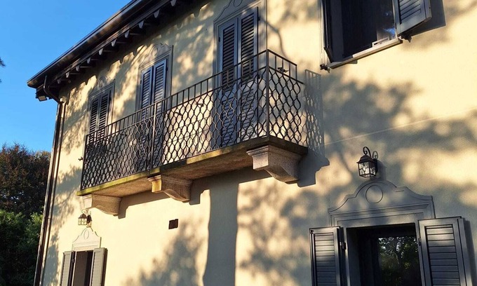 Somma Lombardo Cama Y Desayuno | La Casa nel Bosco