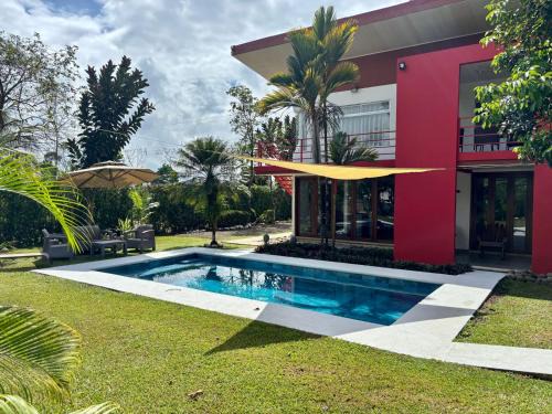 Peñas Blancas Casa | La Casa Pina Pacifica near La Fortuna