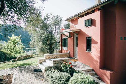 Agios Nikitas Villa | La Casa Rossa