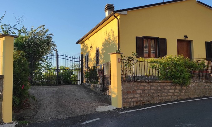 Lubriano Casa | La Casa sul Poggio