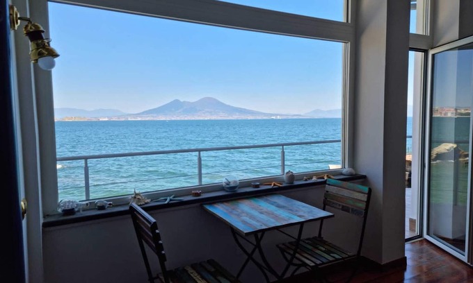 Posillipo Casa | LA CASA SULL ACQUA
