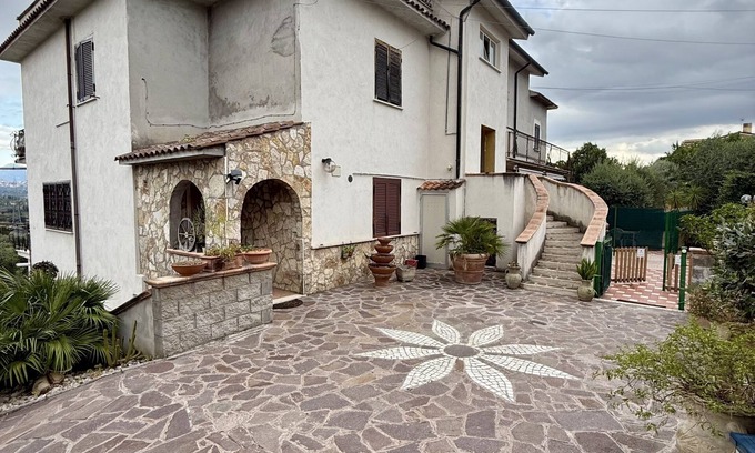 Fonte Nuova Apartamento | Apartamento-Apartamento-Baño con ducha-Vista al campo